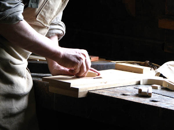 Nuestra <strong>carpintería de madera en  Esponellà</strong> es una empresa de <strong>herencia familiar</strong>, por lo que  contamos con gran <strong>experiencia </strong>en la profesión.